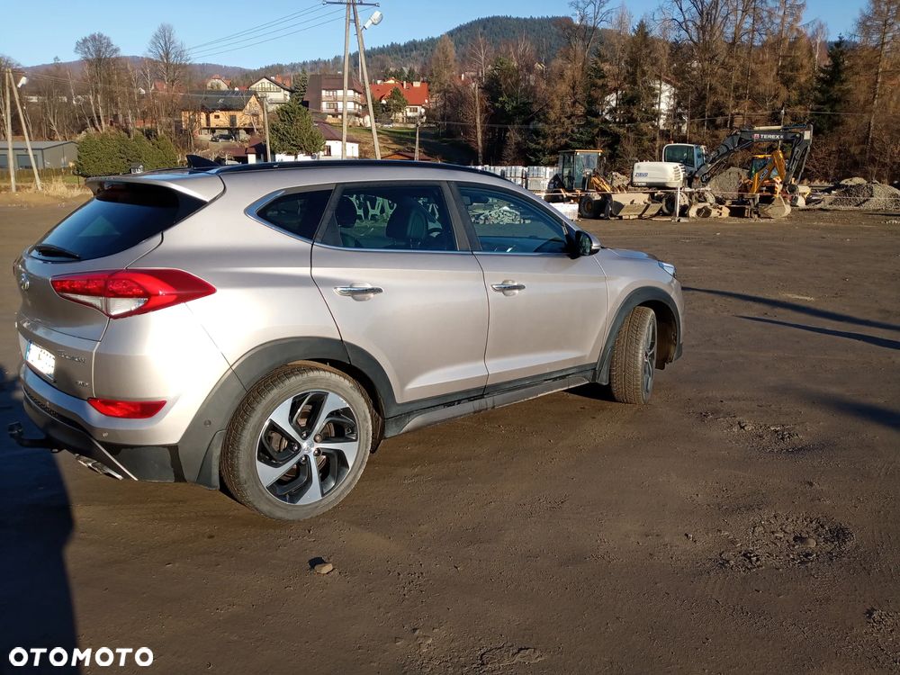 Hyundai Tucson 2.0 CRDI Premium 4WD - 2