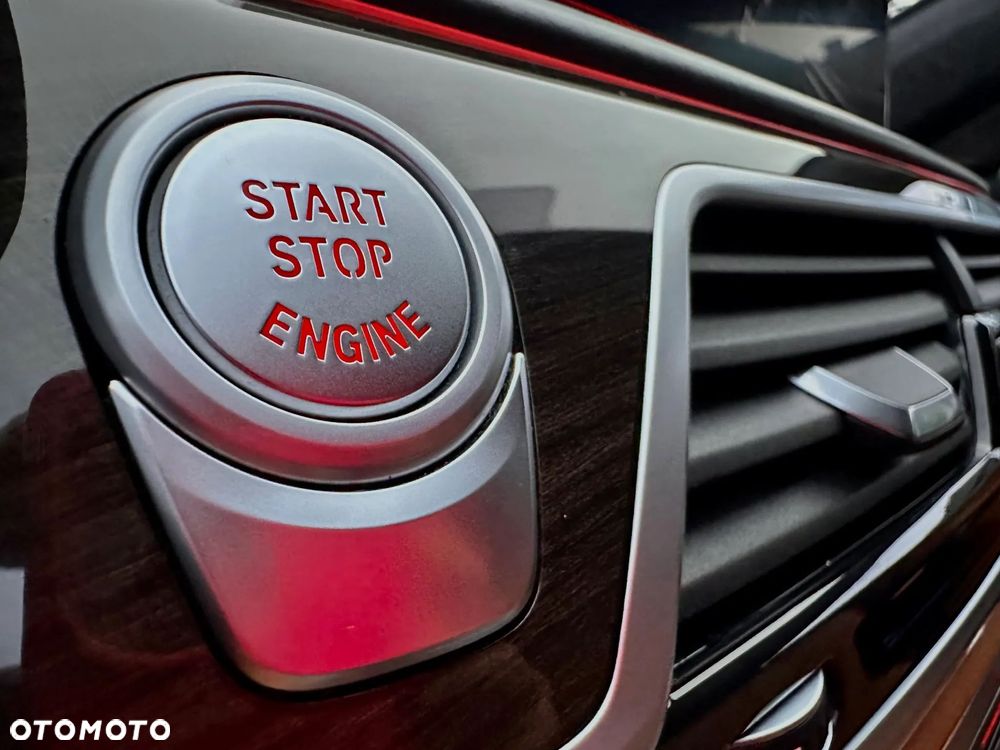 BMW Seria 7 740d xDrive - 21