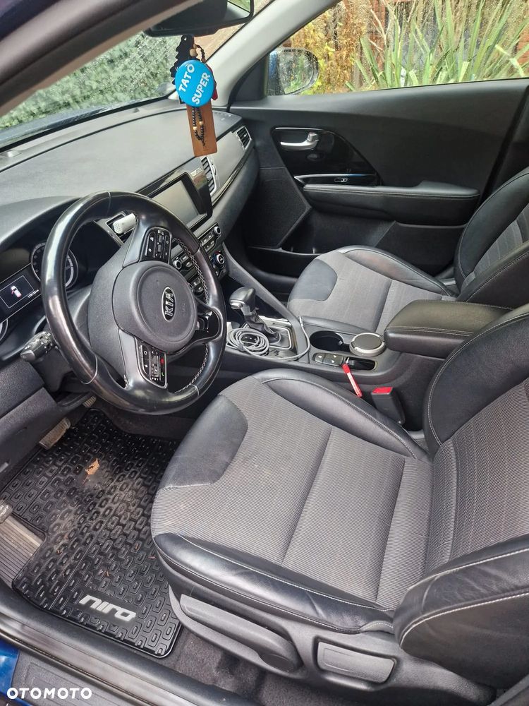 Kia Niro 1.6 GDI Hybrid L - 19