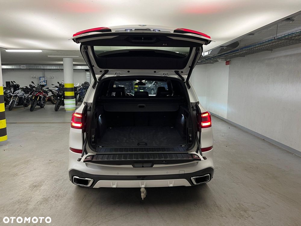 BMW X5 xDrive25d sport - 36