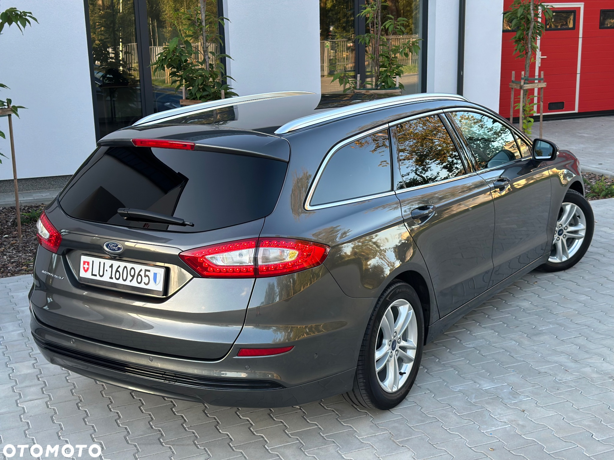Ford Mondeo 2.0 EcoBlue Titanium - 12