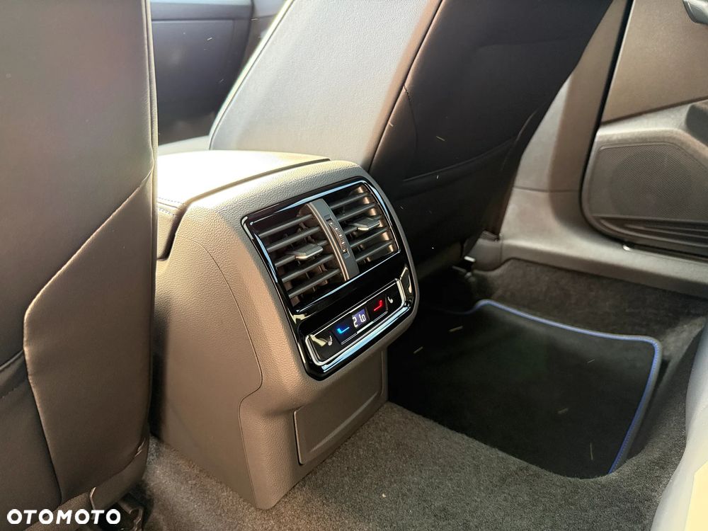 Volkswagen Arteon 2.0 TSI 4Motion R DSG - 30