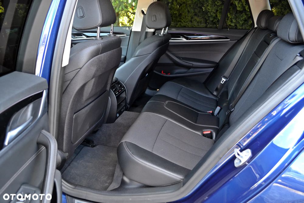 BMW Seria 5 - 27