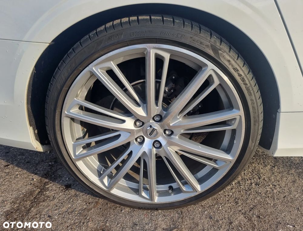 Volvo V90 D4 Momentum - 3
