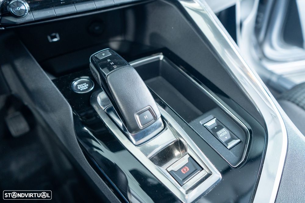 Peugeot 3008 PureTech 130 Stop & Start GPF EAT8 Active - 6