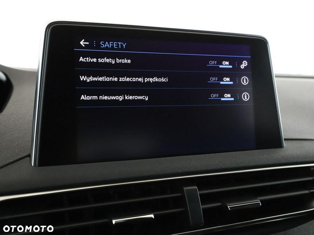 Peugeot 3008 1.2 PureTech GT S&S - 27