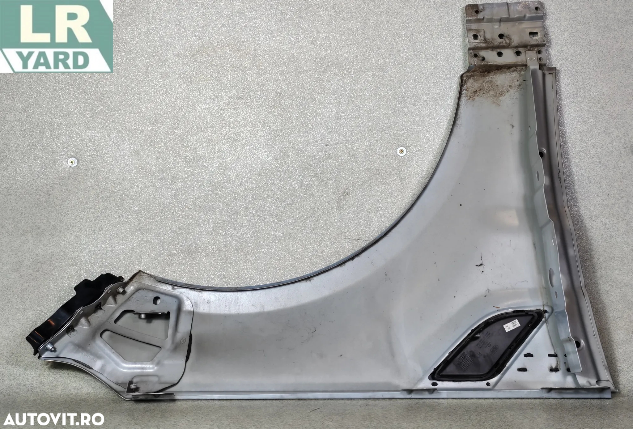 Aripa stanga RANGE ROVER SPORT 2014 LR061824 dezmembrez/dezmembrari - 2