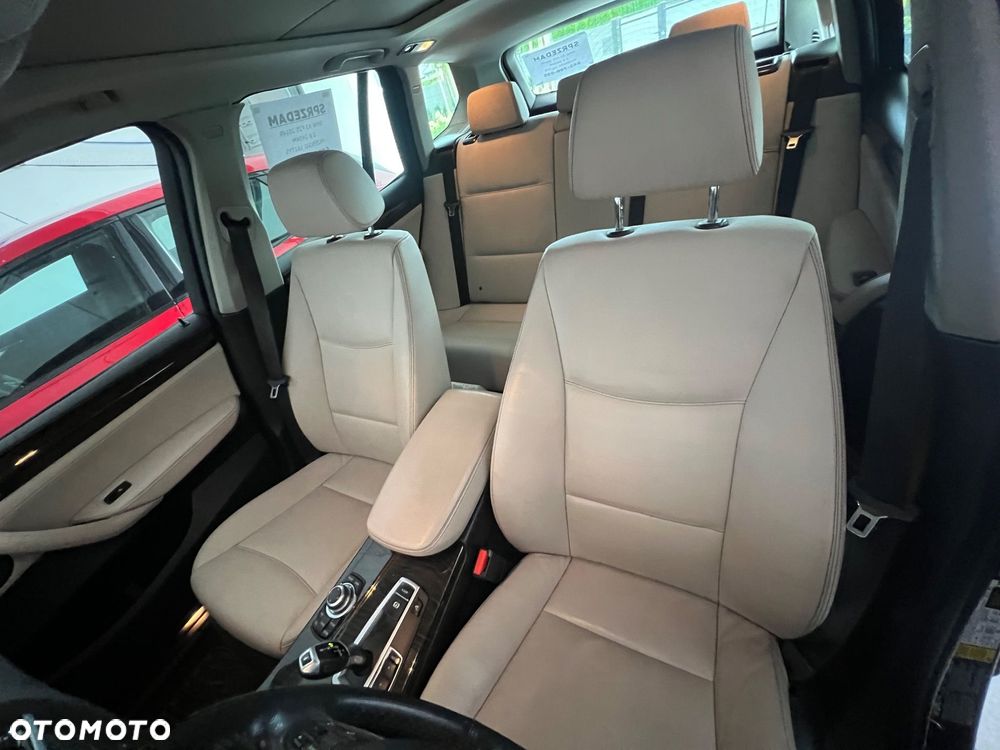 BMW X3 28i xDrive - 12