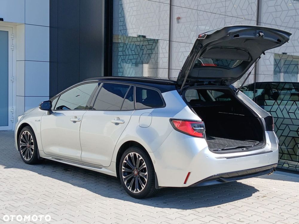 Toyota Corolla 2.0 Hybrid GR Sport - 38
