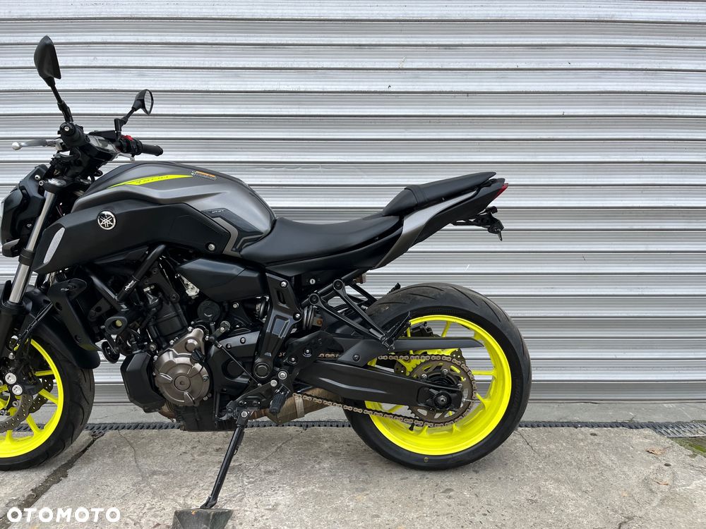 Yamaha MT - 10