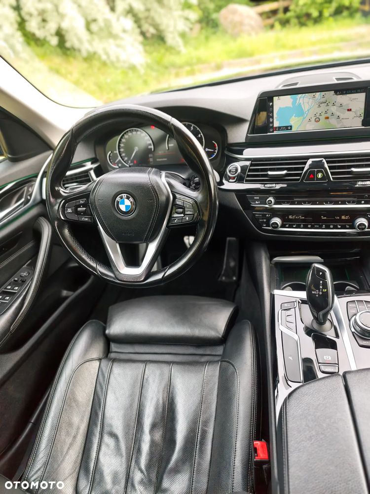 BMW Seria 5 520d Efficient Dynamics Edition Sport Line - 21