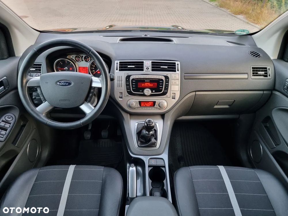 Ford Kuga 2.0 TDCi Titanium - 10
