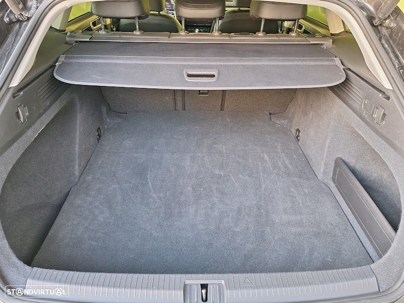 VW Arteon Shooting Brake 2.0 TDI Elegance DSG - 27