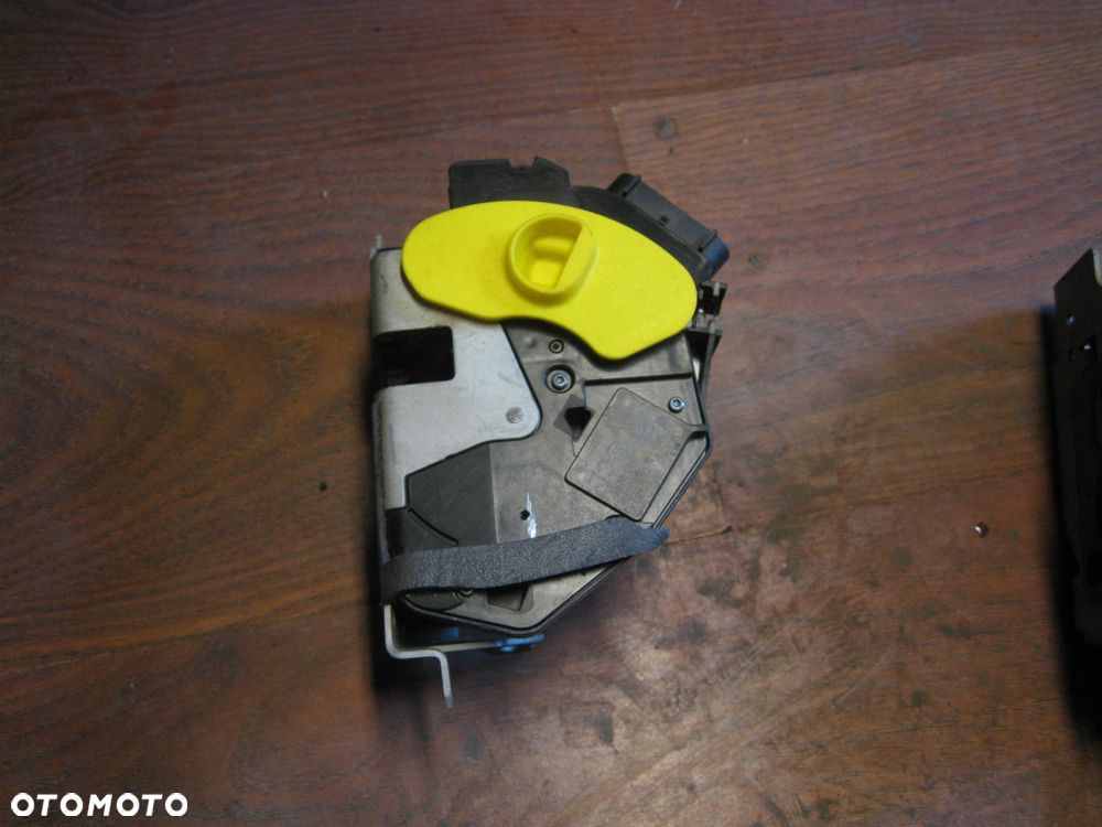 ZAMEK DRZWI TYLNYCH TRANSIT MK8,Custom - 1