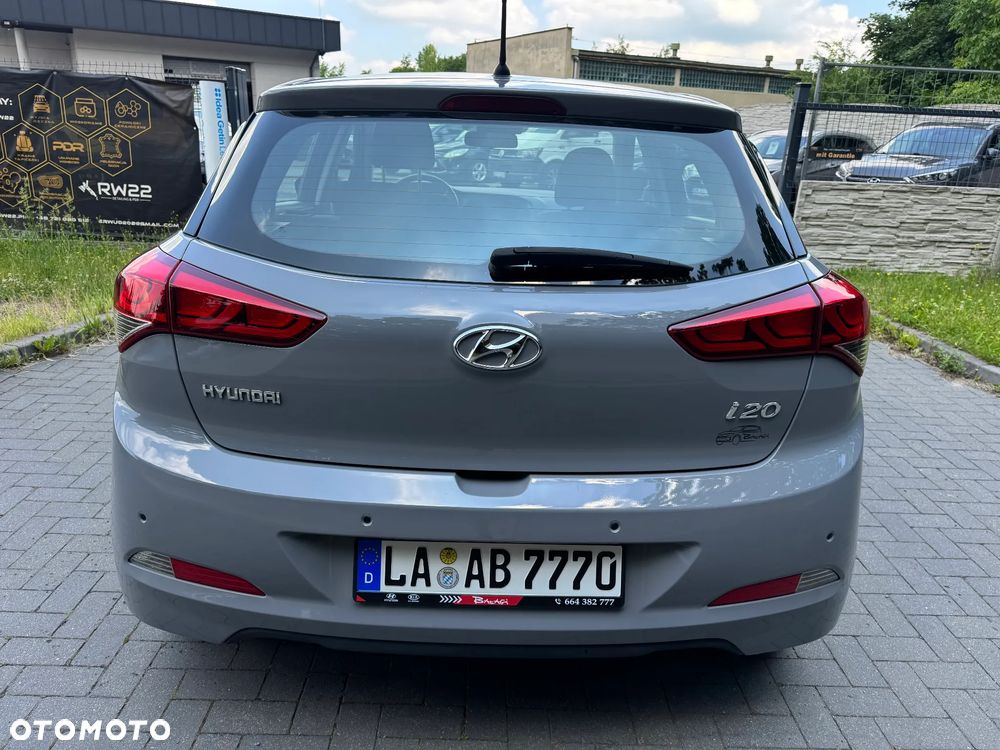 Hyundai i20 blue 1.2 Style - 17