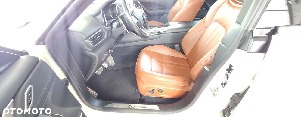 Maserati Levante Diesel Granlusso - 29