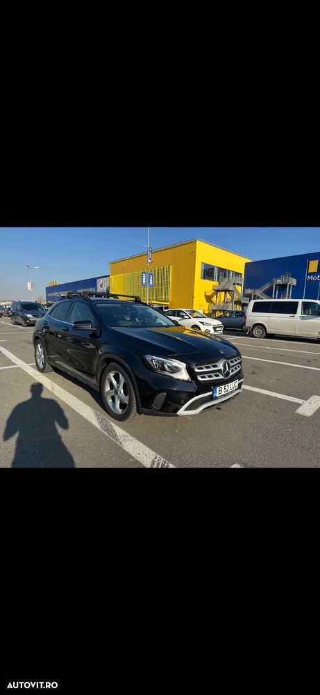 Mercedes-Benz GLA 200 d 4MATIC Aut. - 1
