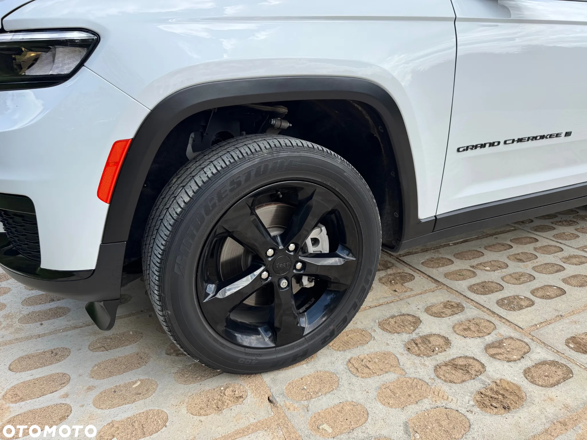 Jeep Grand Cherokee - 19