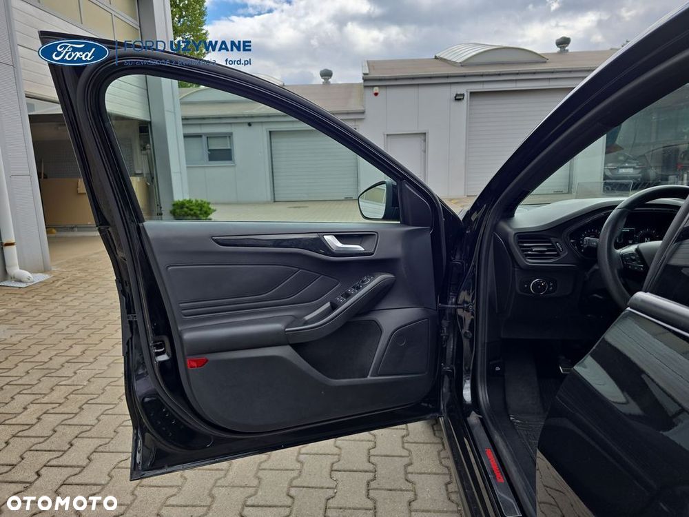 Ford Focus 2.3 EcoBoost ST X - 23
