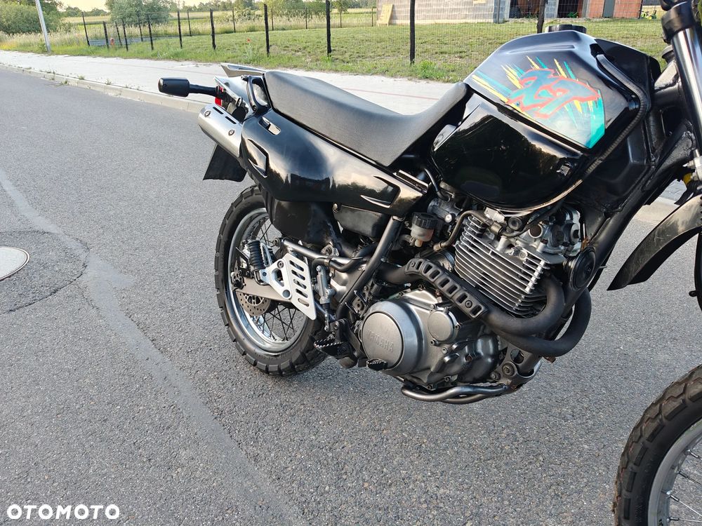 Yamaha XT - 16