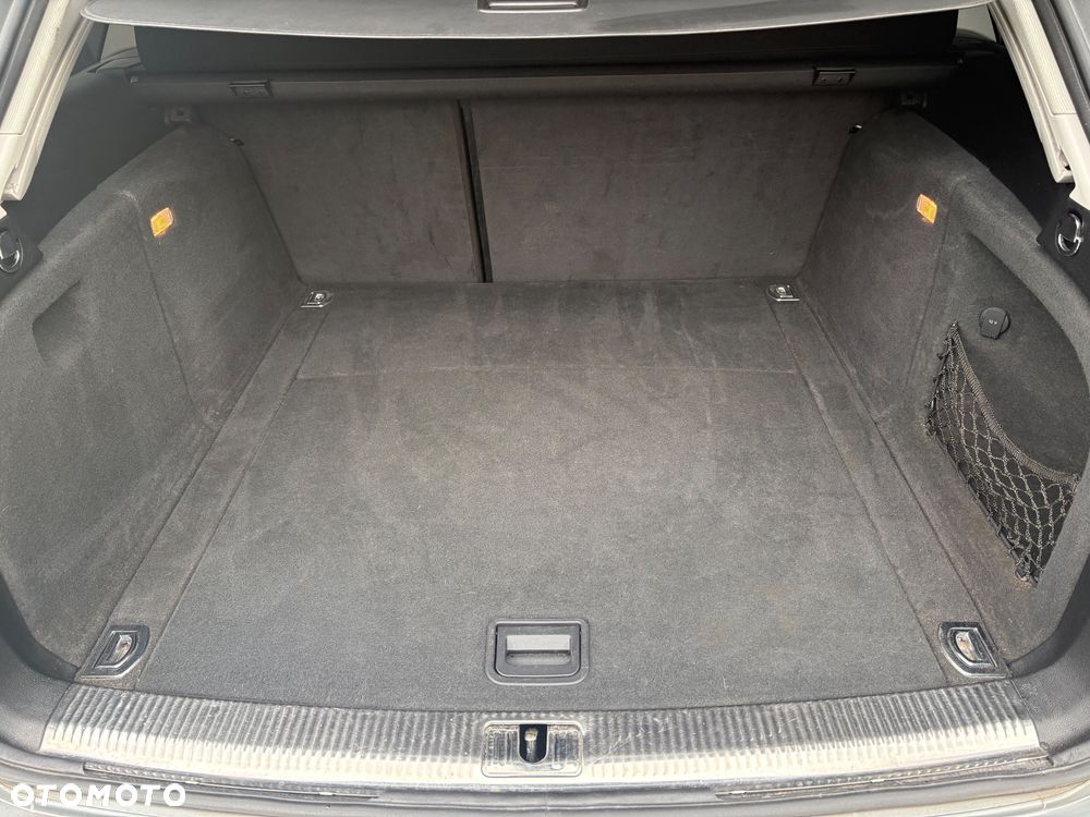 Audi A4 Avant 2.0 TDI - 11