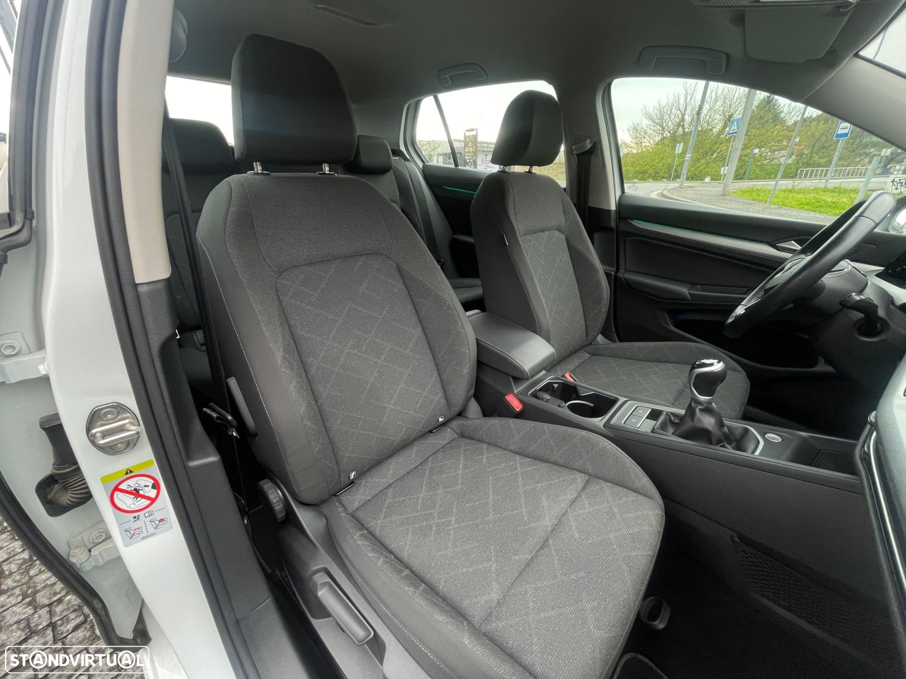 VW Golf 1.0 TSI Life - 49