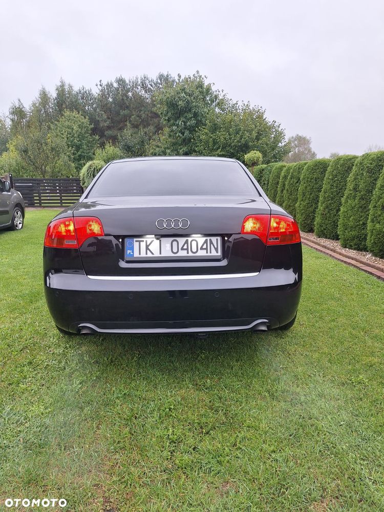 Audi A4 Limousine - 6