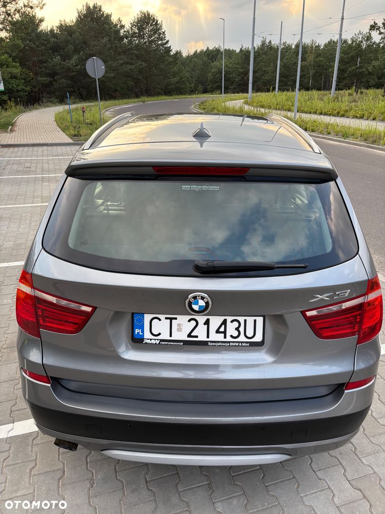 BMW X3 xDrive20d - 16