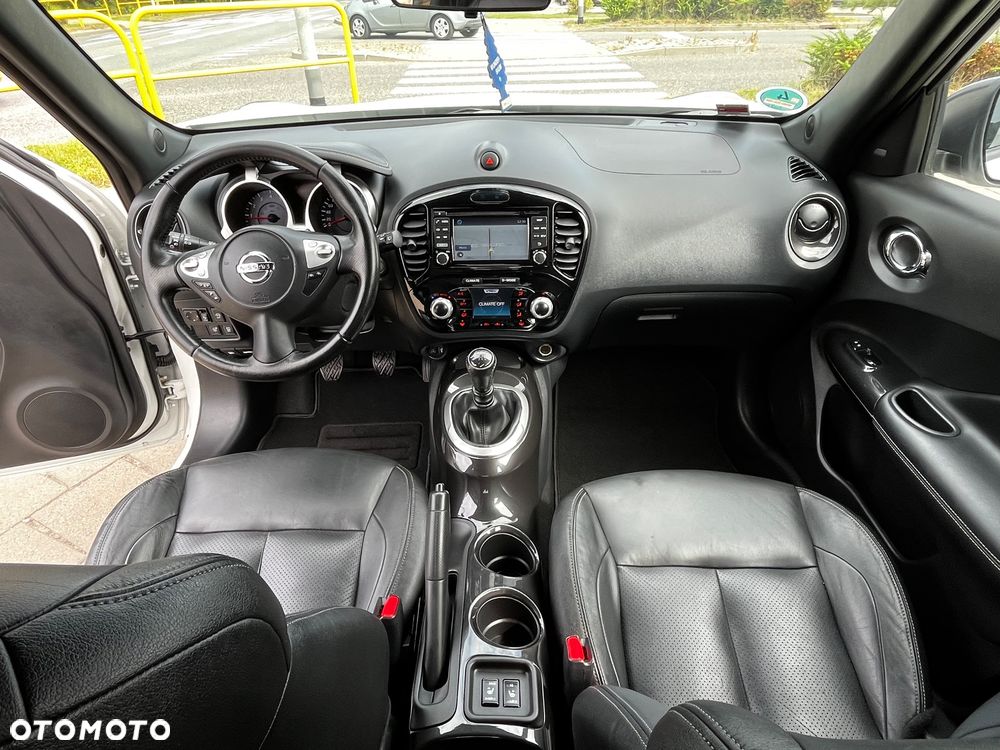 Nissan Juke 1.2 DIG-T Tekna Dark Sound - 32
