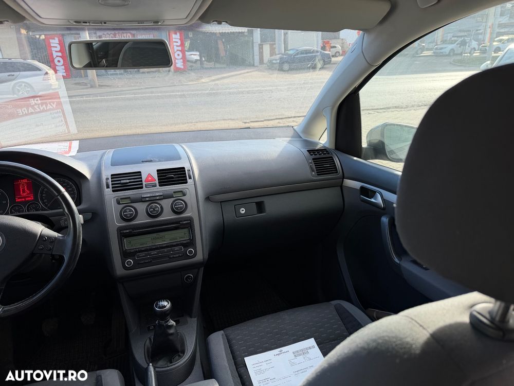 Volkswagen Touran 1.9 TDI Conceptline - 7