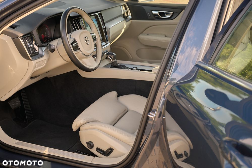 Volvo V60 D4 Geartronic Inscription - 17