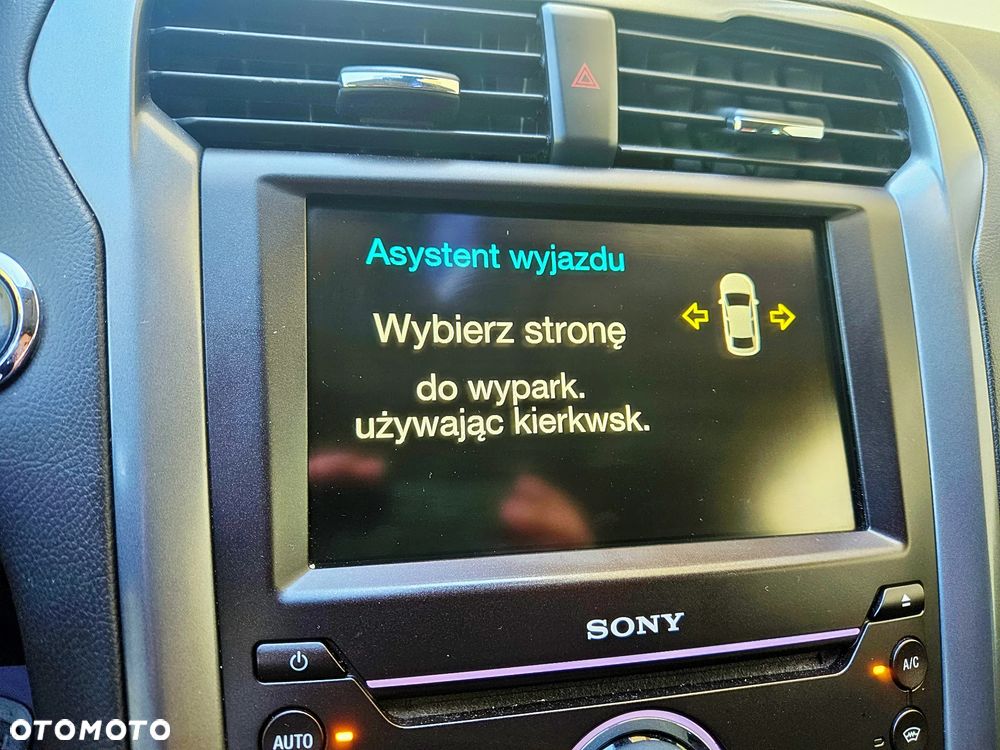 Ford Mondeo 2.0 TDCi Titanium PowerShift - 19