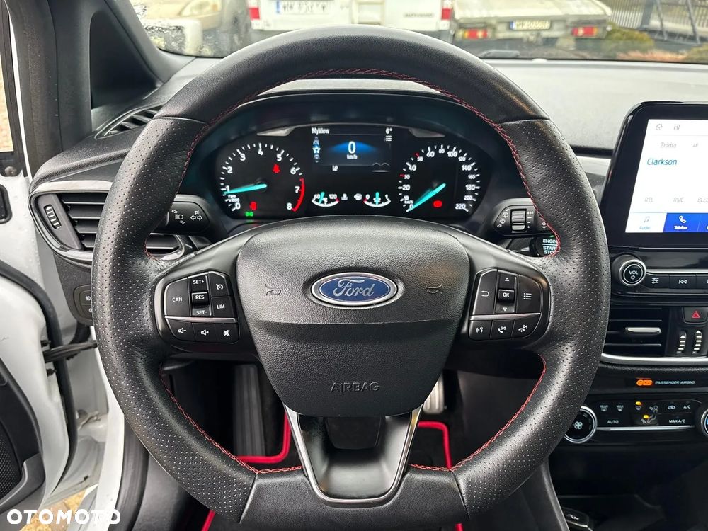 Ford Fiesta 1.0 EcoBoost S&S ST-LINE - 24