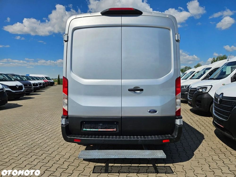 Ford Transit - 4