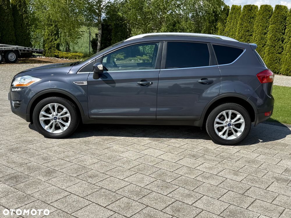 Ford Kuga 2.0 TDCi 2x4 Titanium - 25