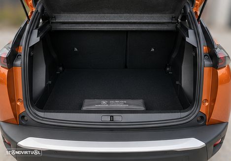 Peugeot 2008 1.2 PureTech Allure - 9