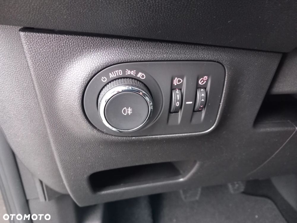 Opel Corsa 1.4 EcoFLEX Start/Stop drive - 28