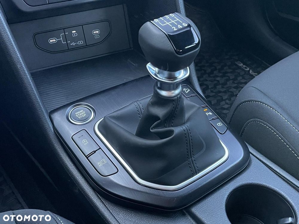 Kia Sportage - 28