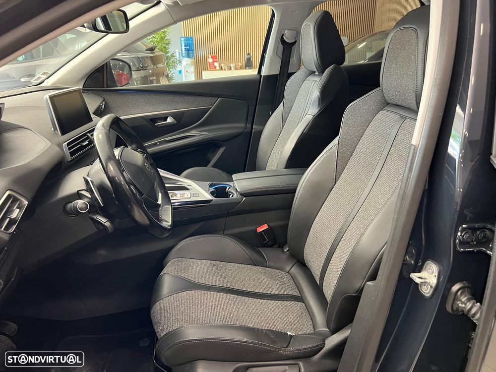 Peugeot 3008 BlueHDi 130 Stop & Start EAT8 Allure - 13