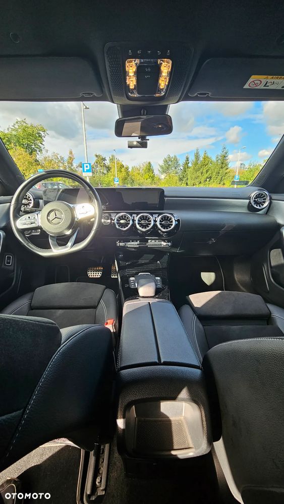 Mercedes-Benz CLA 200 AMG Line 7G-DCT - 18