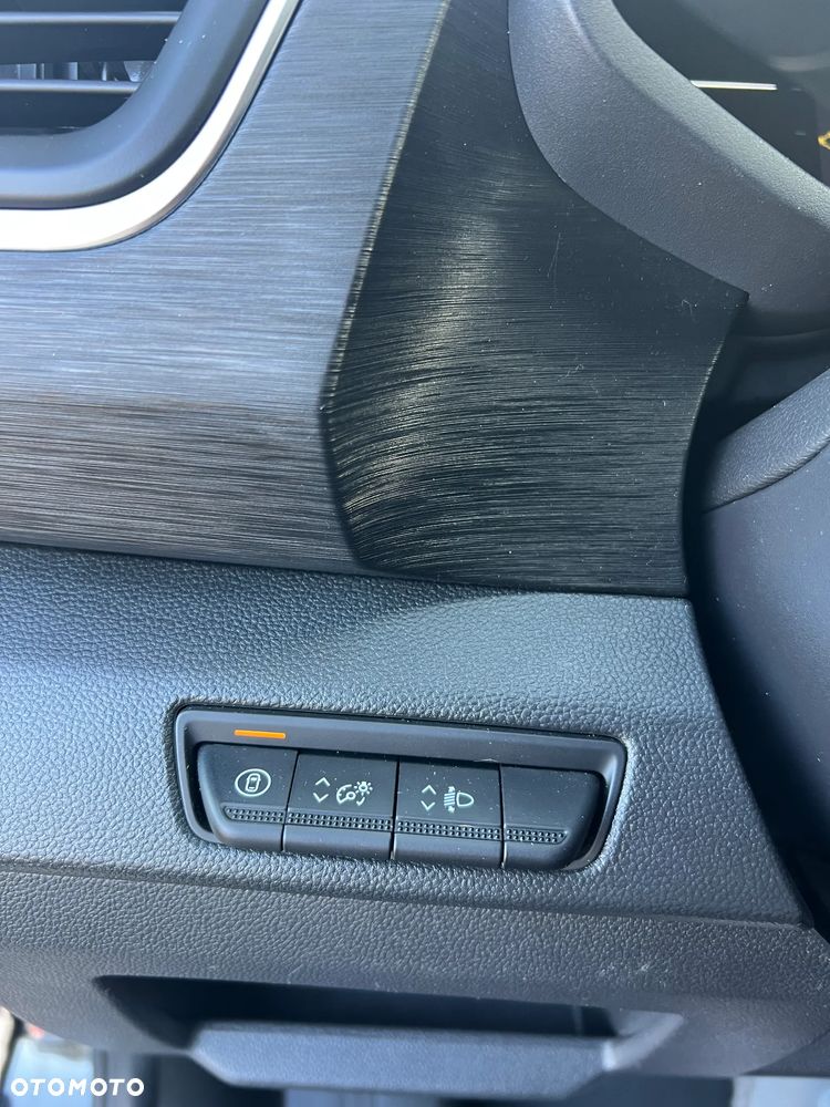 Renault Trafic Grand 2.0 dCi EDC - 21