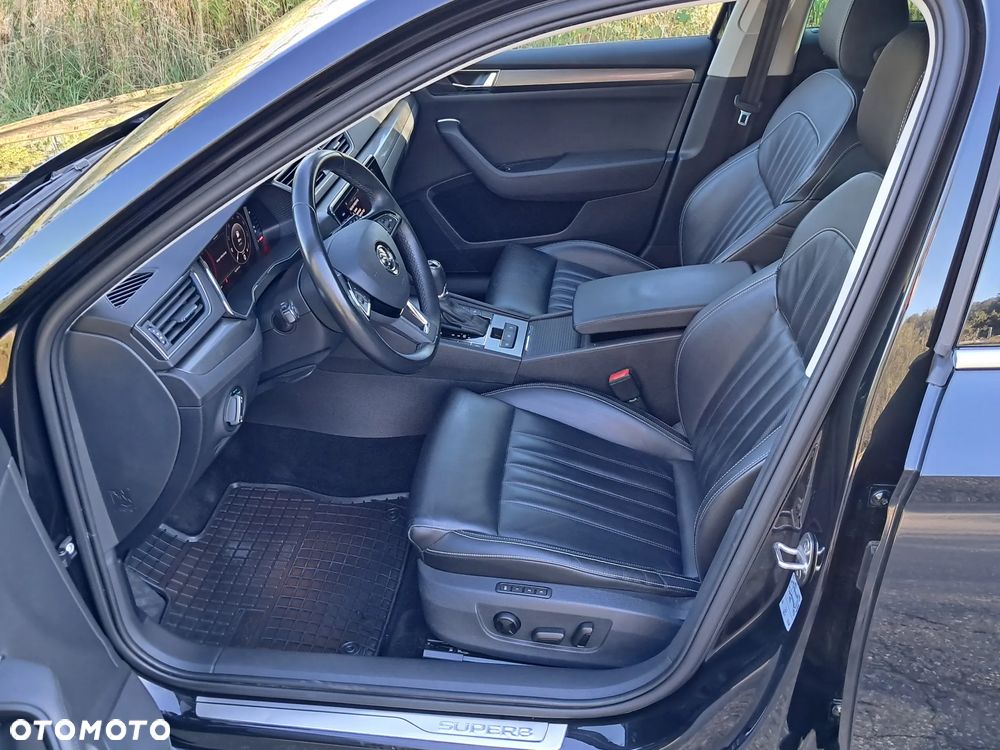 Skoda Superb 2.0 TDI SCR Ambition DSG - 14