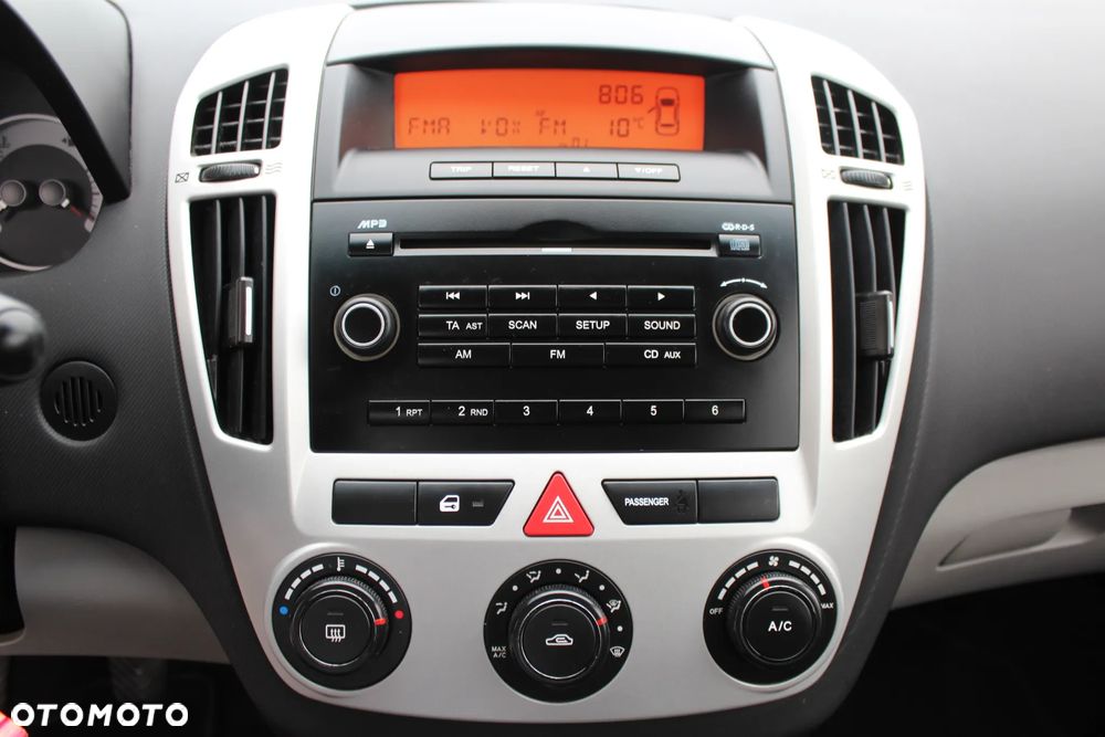 Kia Ceed 1.4 CVVT EX - 19