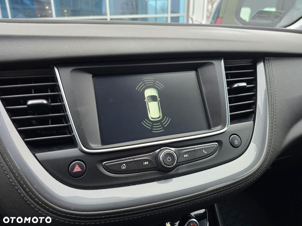 Opel Grandland X 1.2 T GPF Enjoy S&S - 21
