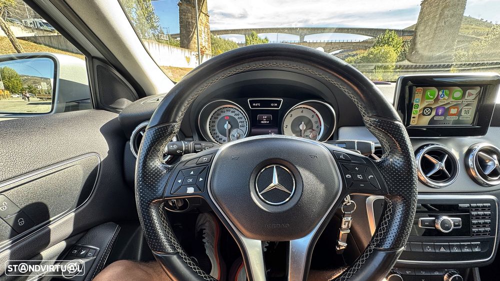 Mercedes-Benz GLA 180 (CDI) d 7G-DCT Urban - 11