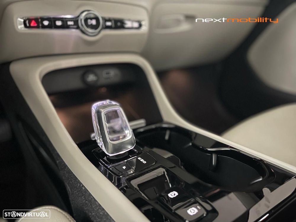 Volvo XC 40 1.5 T4 PHEV Inscription - 17