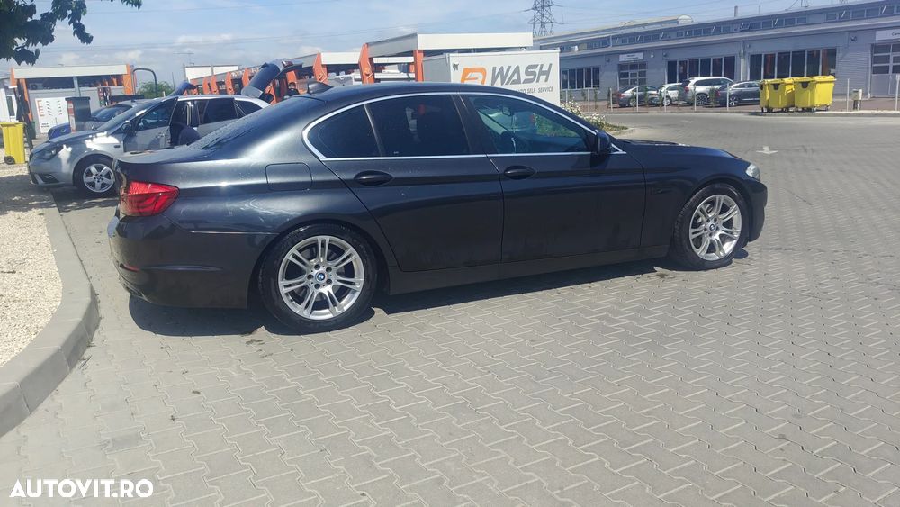 BMW Seria 5 520d EfficientDynamics Edition - 4