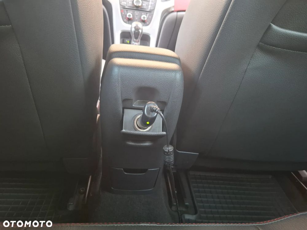 Opel Astra 1.4 Turbo - 28