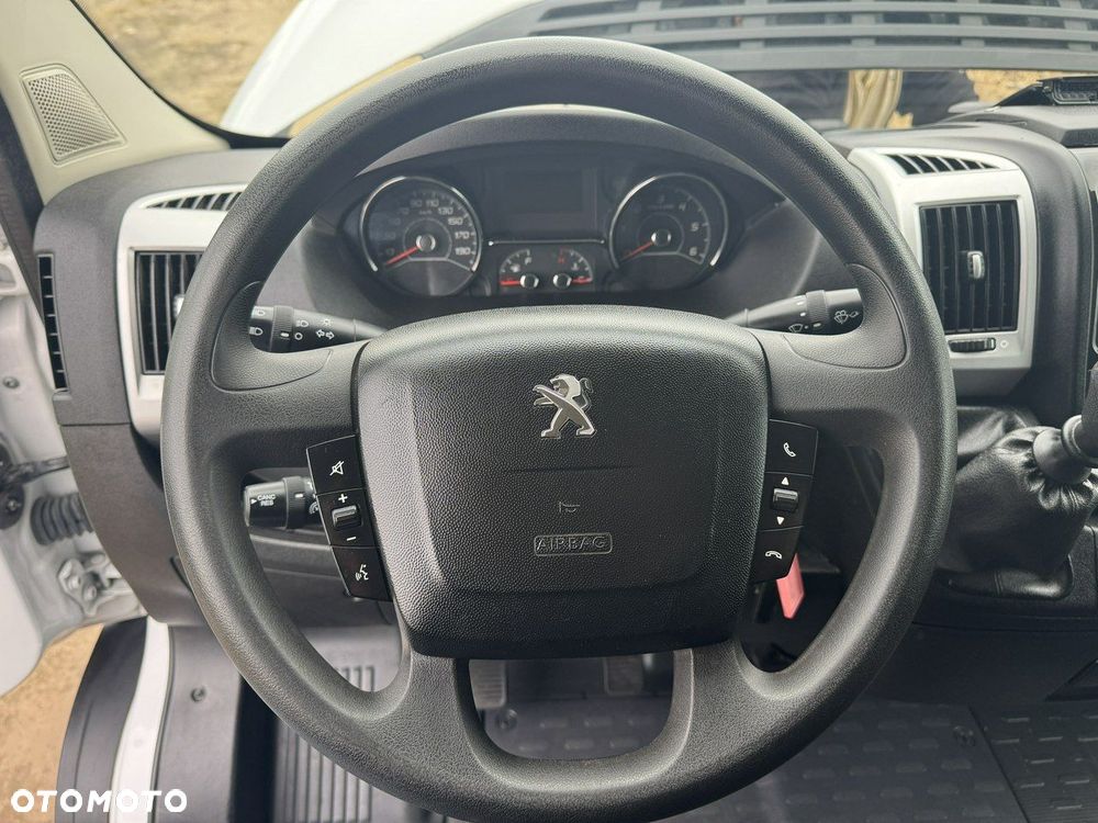 Peugeot Boxer - 12
