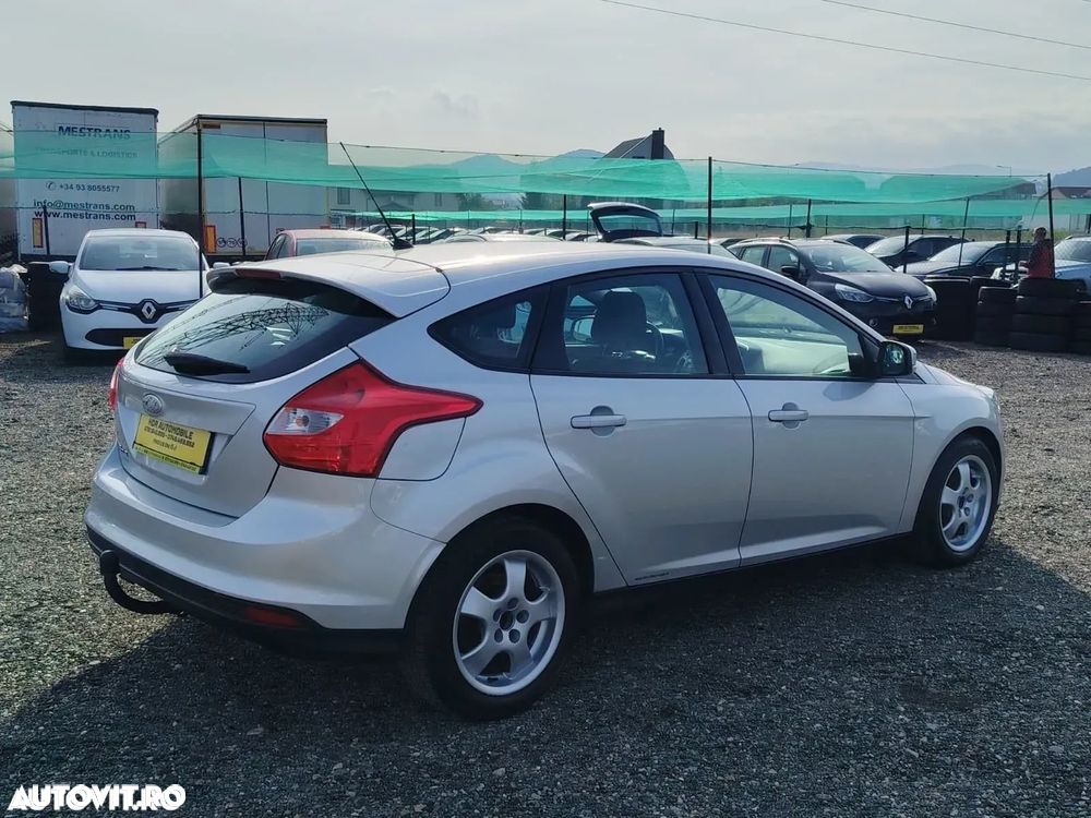 Ford Focus 1.6 TDCI DPF Start-Stopp-System Trend - 12